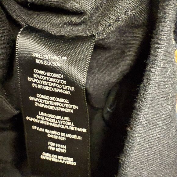 Alice + Olivia Floral Pleated Silk Bomber Jacket size medium - Picture 4 of 5